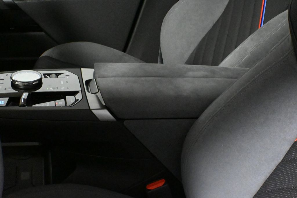 Thumbnail: 2026 BMW iX - 24