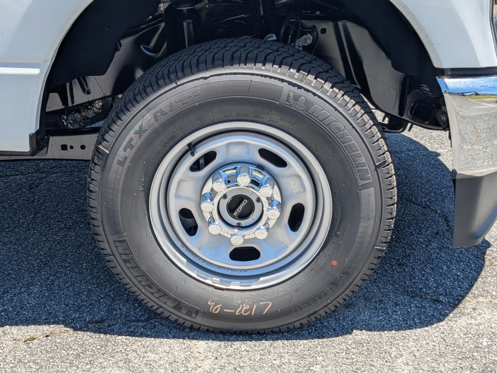 2025 Ford F-250 Super Duty XL