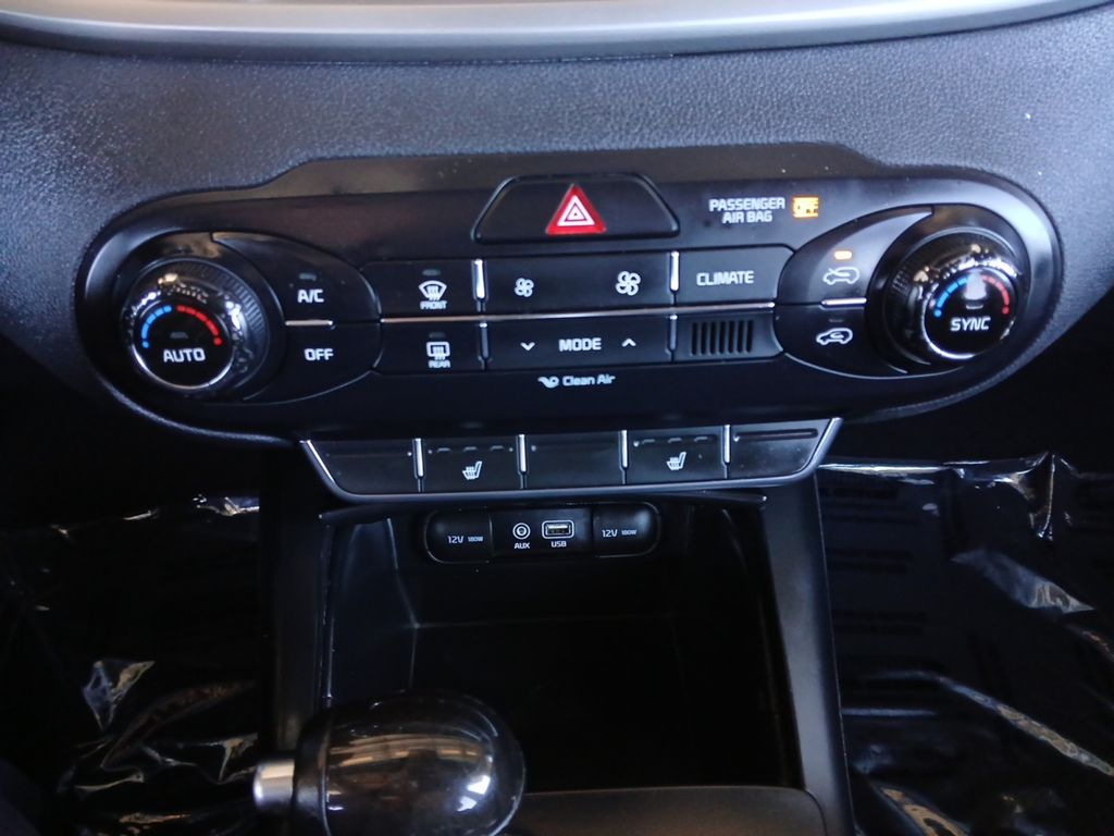 Used Car 2017 Kia Sorento  Lx For Sale Under $12,000 In Austin, Texas