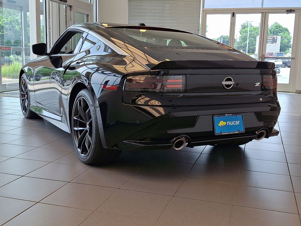 2026 Nissan Z — photo 4