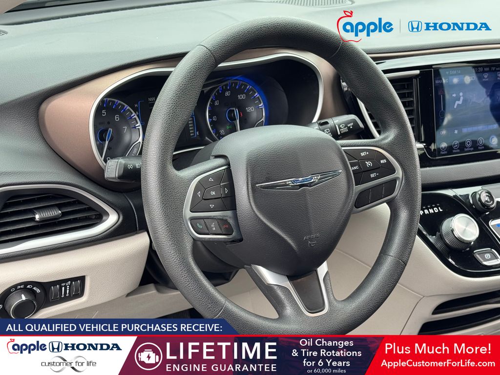 2017 Chrysler Pacifica Touring