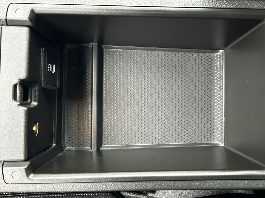 Thumbnail: 2024 BMW 2 Series - 28