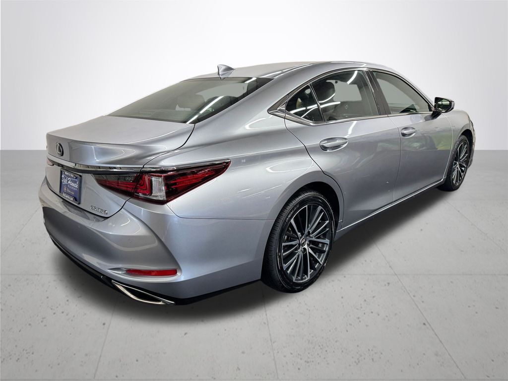 2022 Lexus ES 350