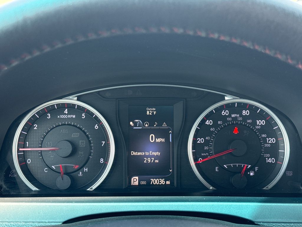 Certified Used 2017  Toyota SE image 17