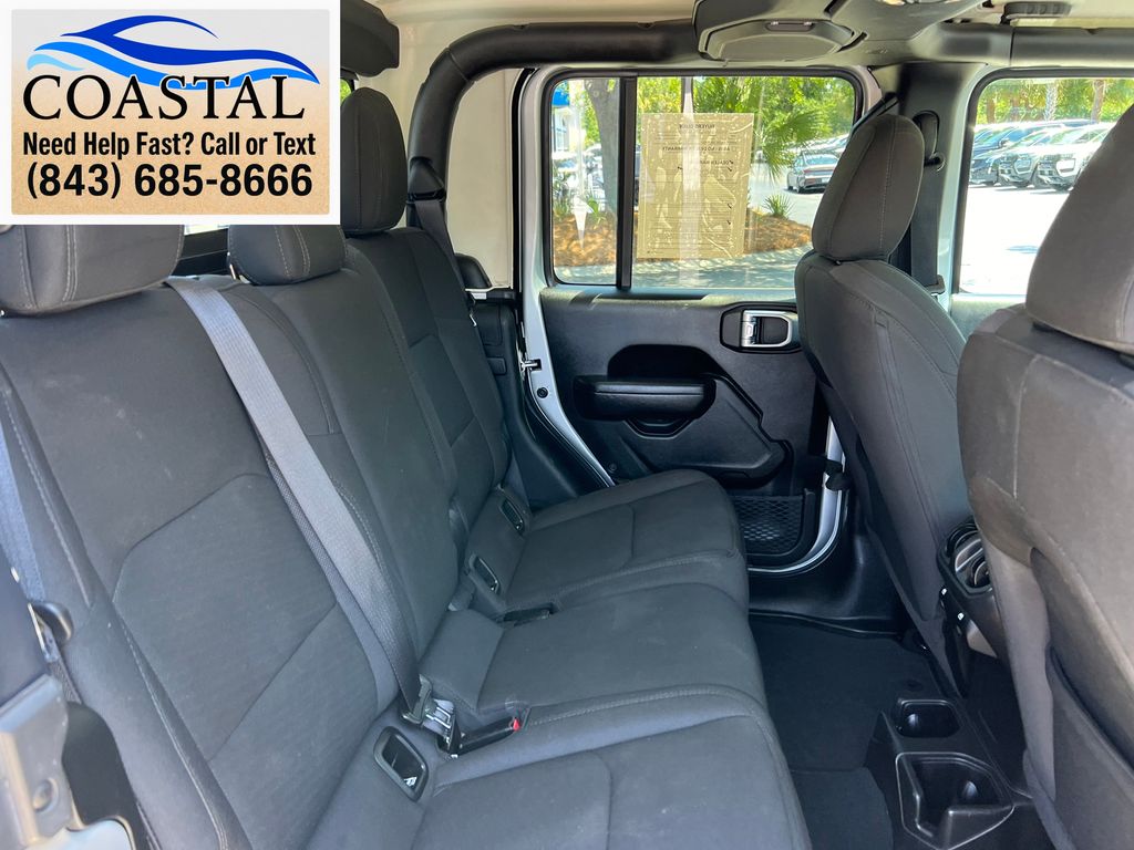 2022 Jeep Gladiator Altitude Silver at Bob King Buick GMC