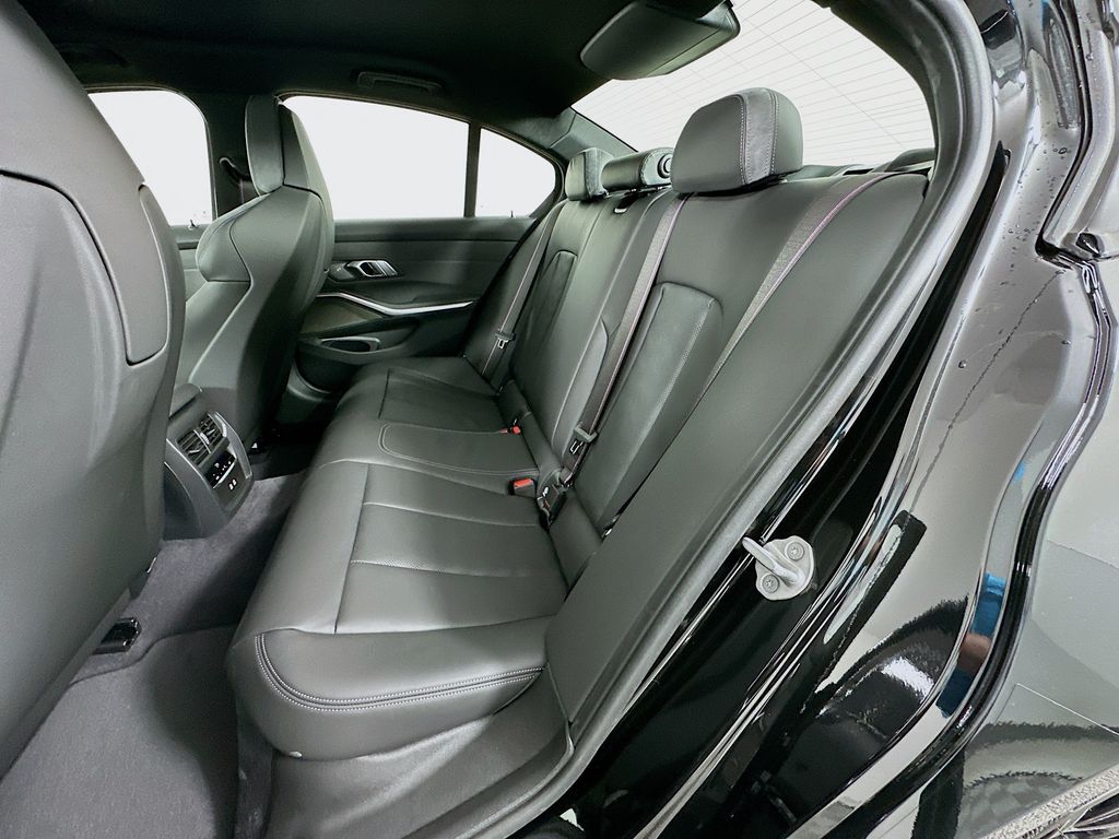 Thumbnail: 2026 BMW M3 - 17