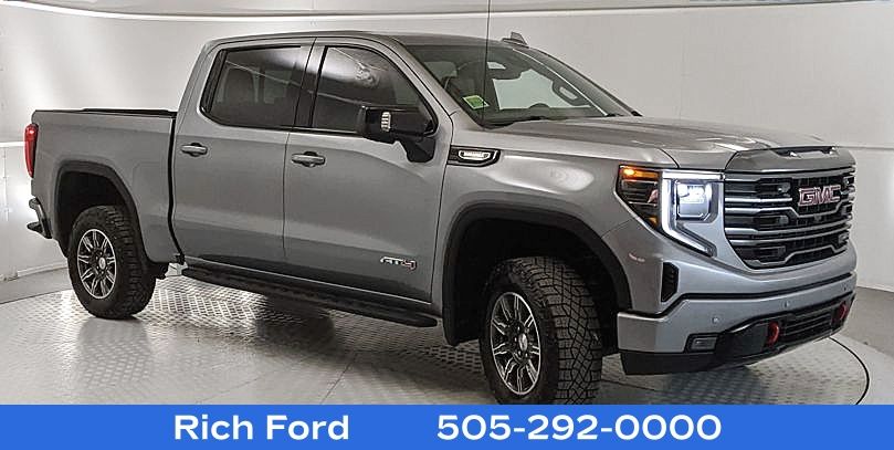 2024 GMC Sierra 1500 AT4 Crew Cab 4WD