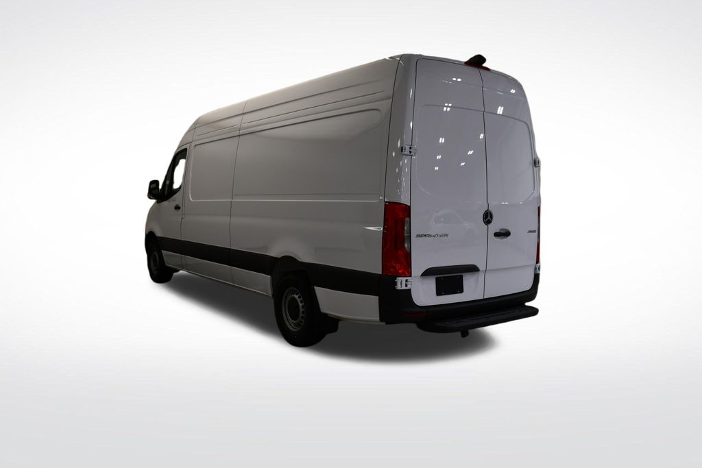 Thumbnail: 2026 Mercedes-Benz Sprinter - 6