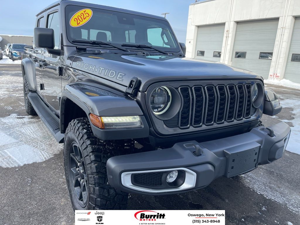 2025 Jeep Gladiator High Tide Crew Cab 4WD