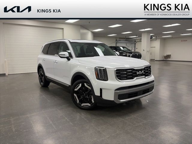 White 2024 Kia Telluride S AWD SUV / Crossover All-Wheel Drive Automatic