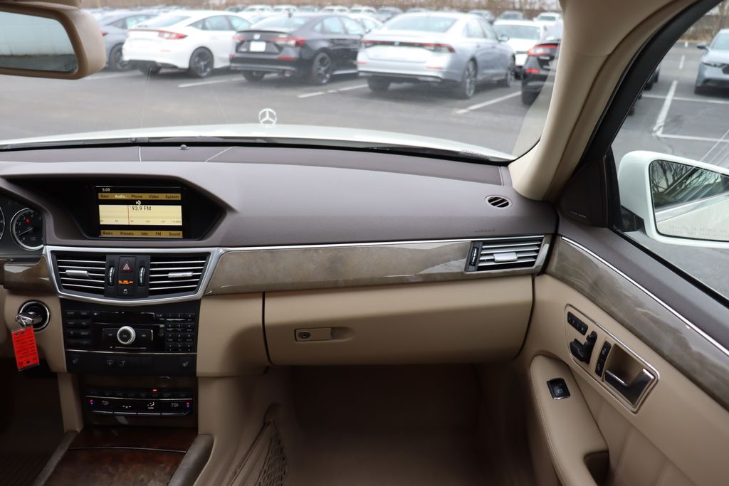 2010 Mercedes-Benz E-Class E 350 16