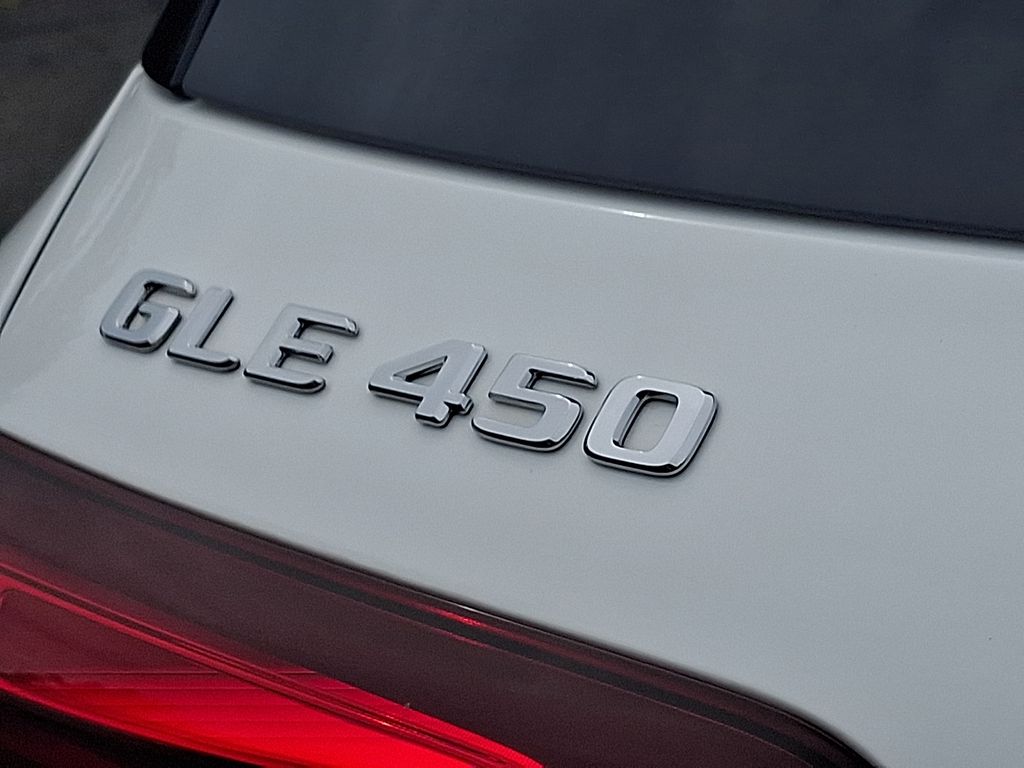 Thumbnail: 2026 Mercedes-Benz GLE - 31