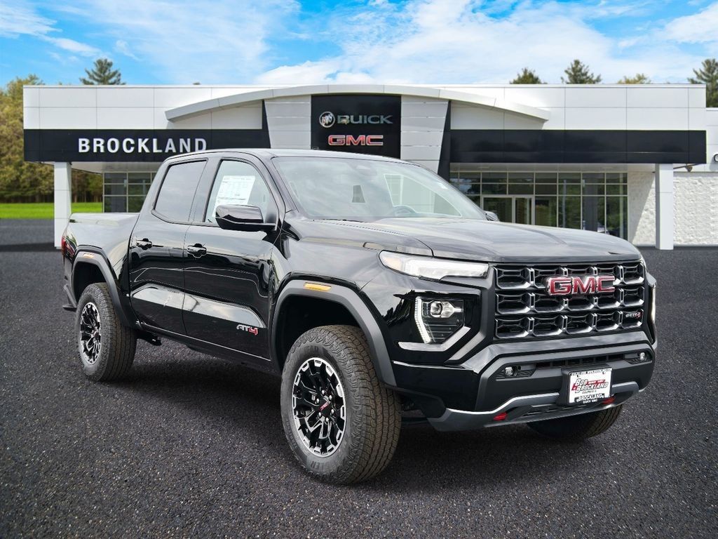 Onyx Black 2026 GMC Canyon AT4 Crew Cab 4WD Pickup Truck Four-Wheel Drive 8-Speed Automatic