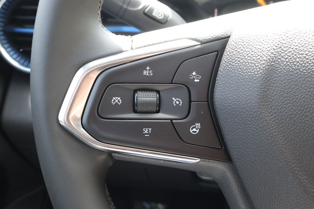 Thumbnail: 2026 Chevrolet Trax - 22