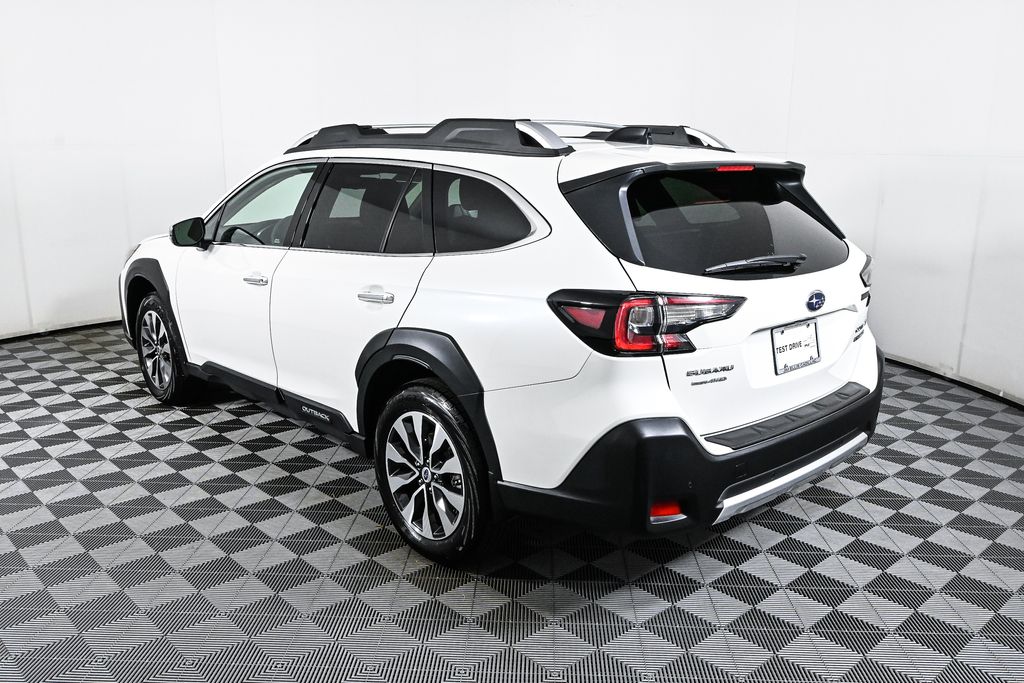 2024 Subaru Outback Touring XT 4