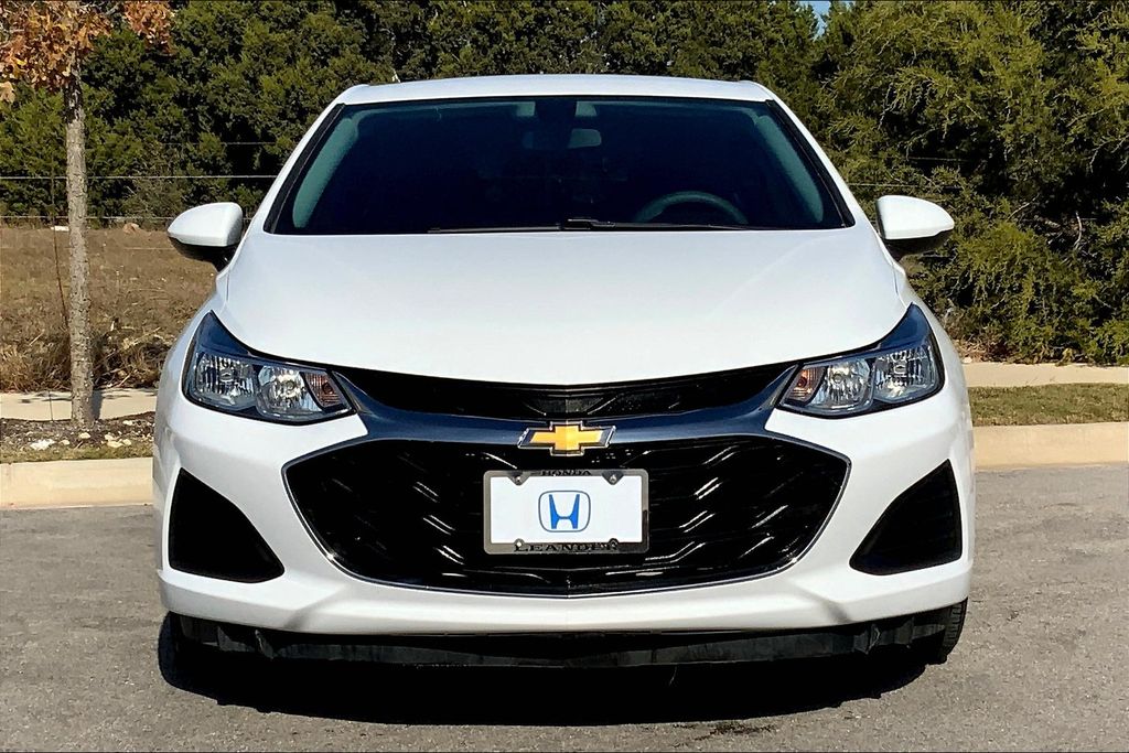 2019 Chevrolet Cruze LS 2