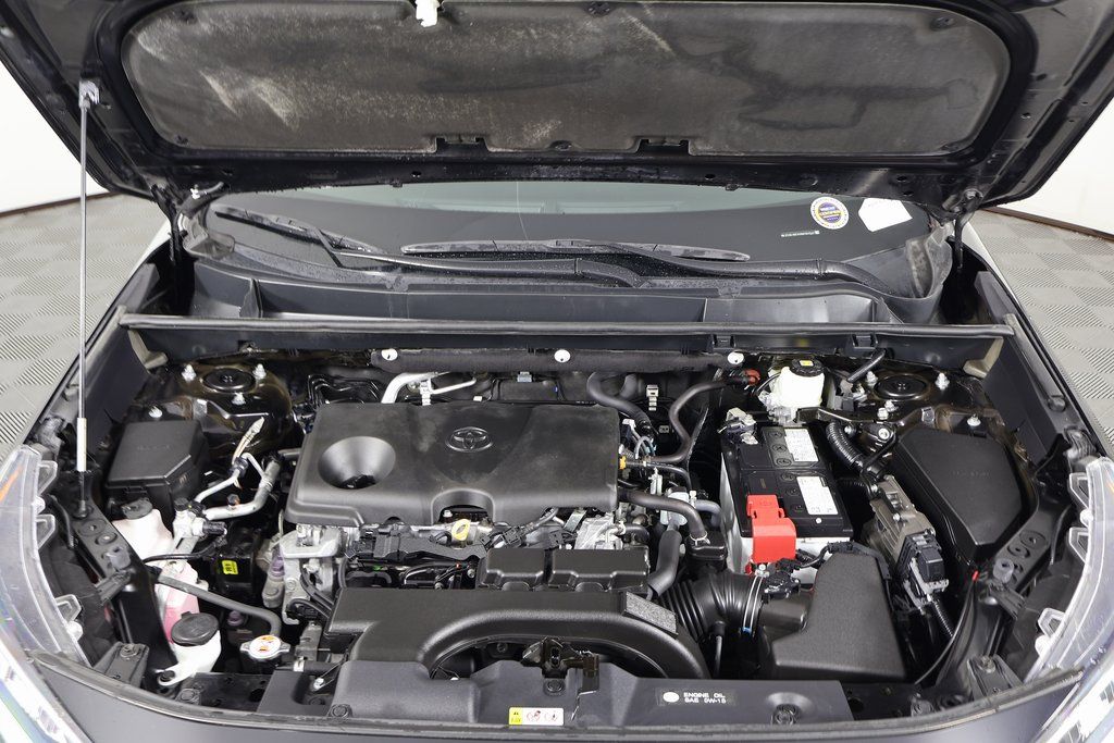 Thumbnail: 2021 Toyota RAV4 - 14