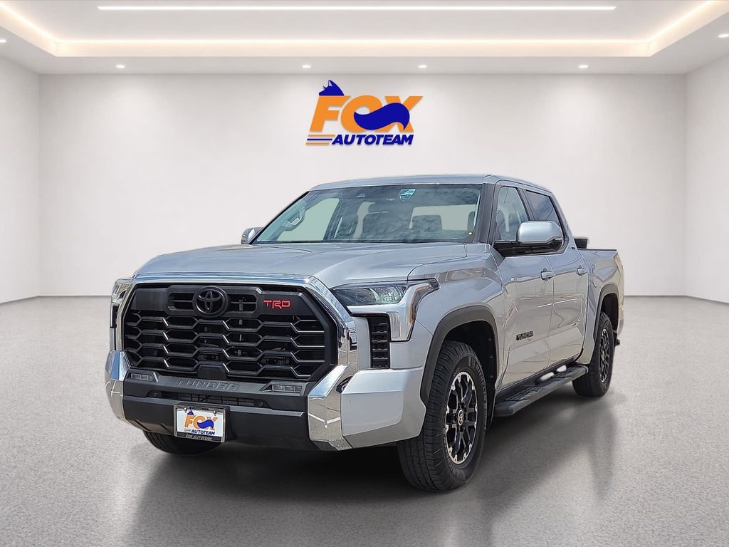 2024 Toyota Tundra SR5 CrewMax Cab RWD