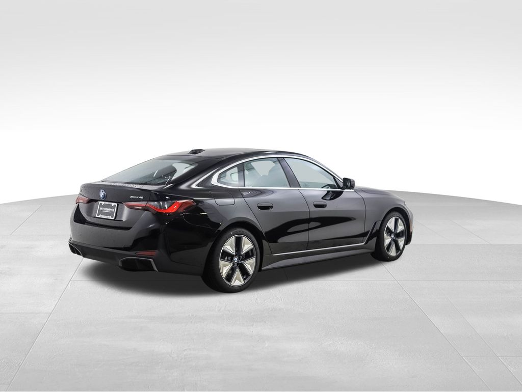 Thumbnail: 2025 BMW i4 - 5