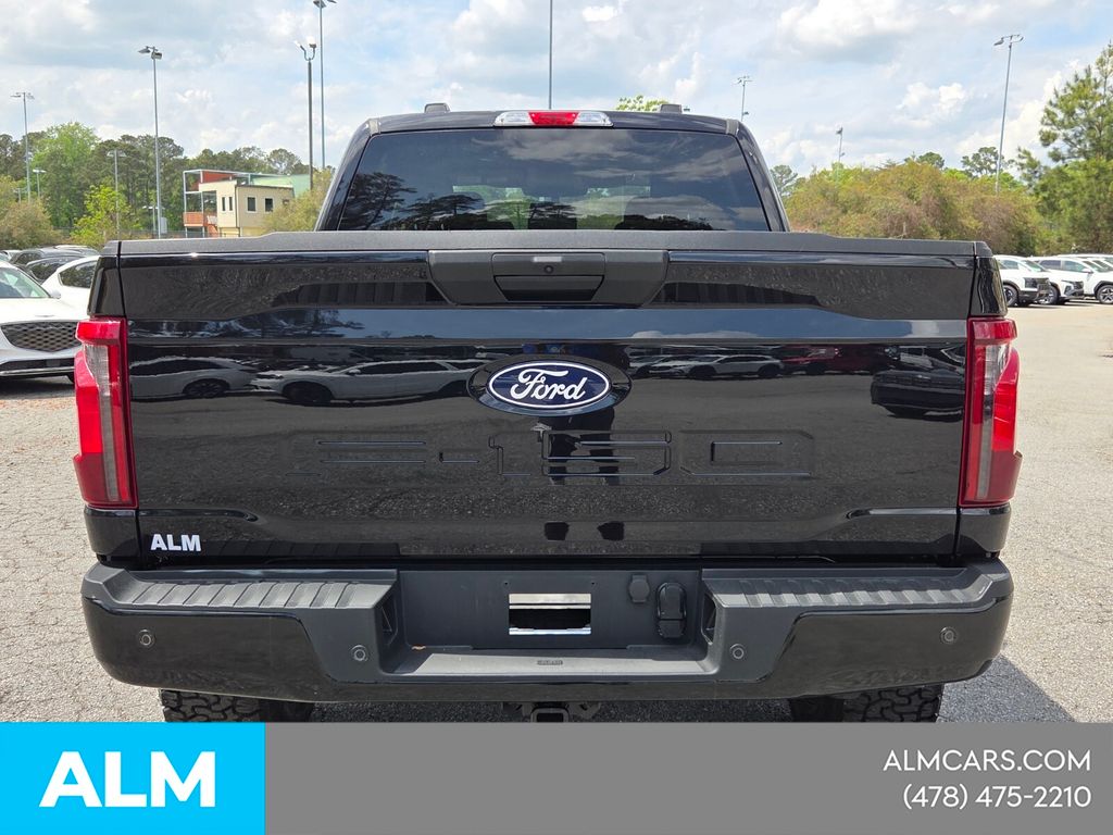Used 2025 Black Ford XLT image 13