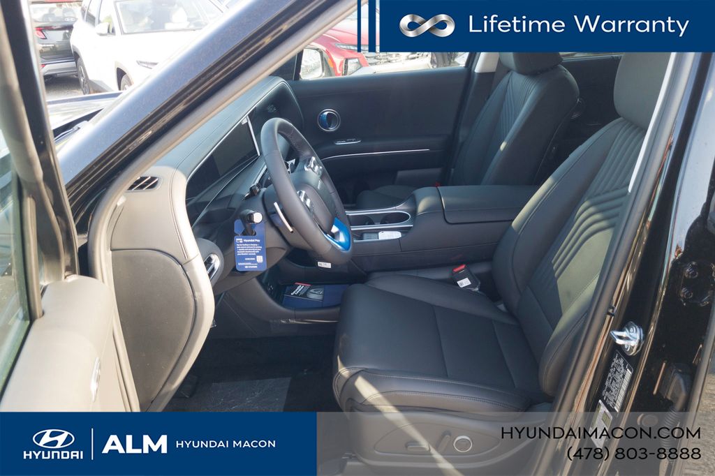 New 2026 Black Hyundai Blue SEL Premium 7P image 17