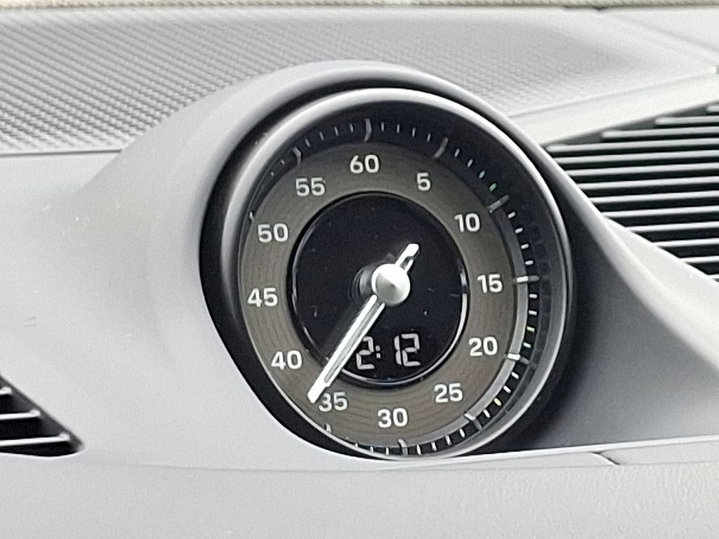 Thumbnail: 2026 Porsche Cayenne - 24