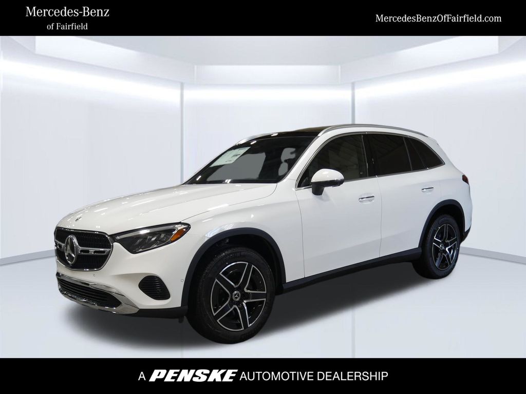 2026 Mercedes-Benz GLC Base