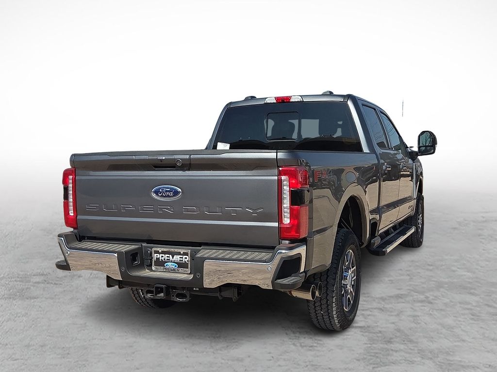 New 2026 Gray Ford Lariat image 10