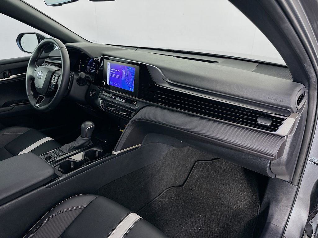 Thumbnail: 2025 Toyota Camry - 28