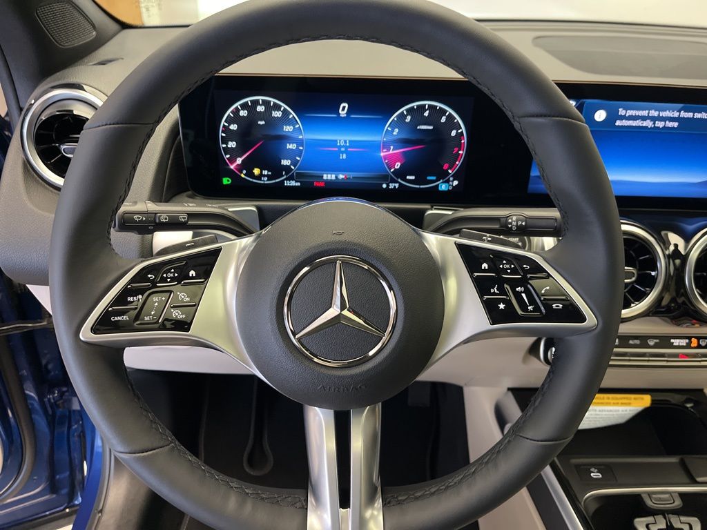 Thumbnail: 2026 Mercedes-Benz GLB - 14