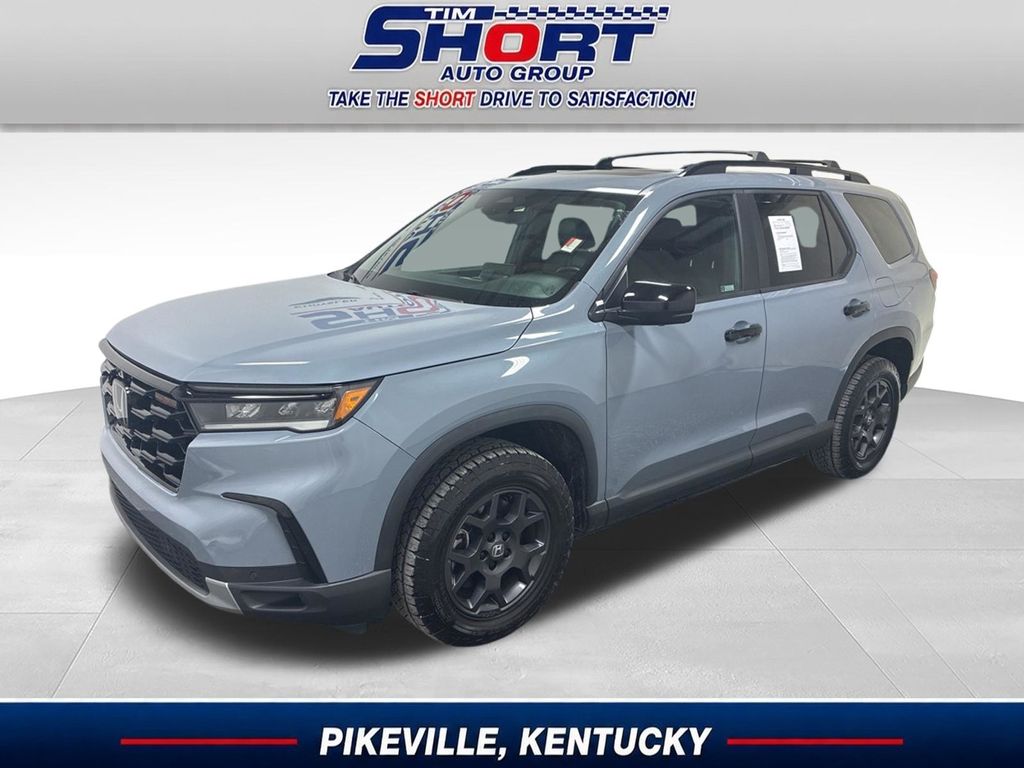 Gray 2024 Honda Pilot SUV / Crossover All-Wheel Drive Automatic