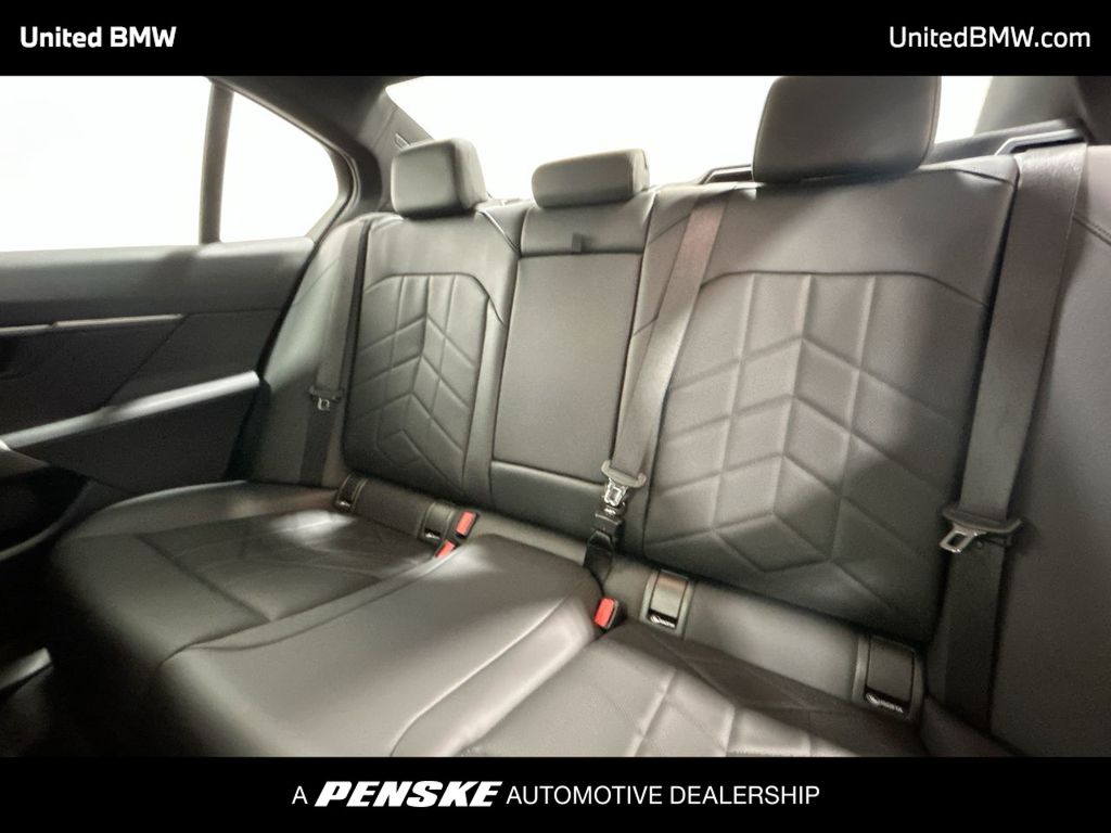2026 BMW 5 Series 530i 21
