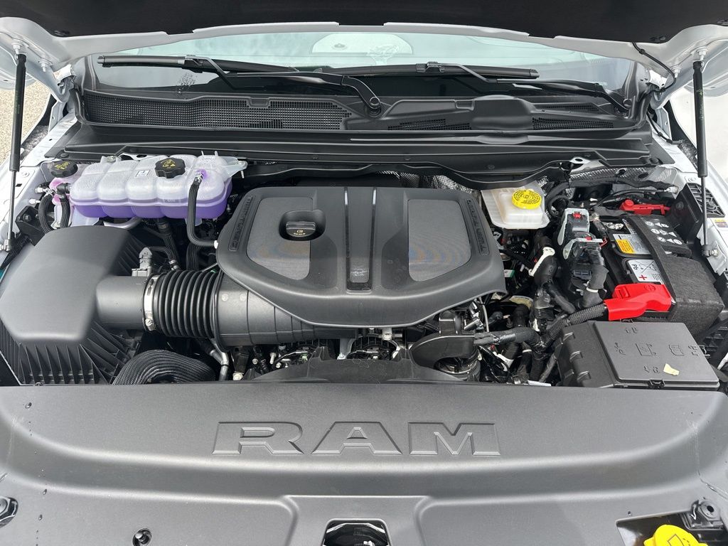 2025 Ram 1500 Laramie photo 24