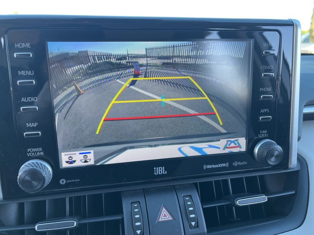 Thumbnail: 2019 Toyota RAV4 - 24