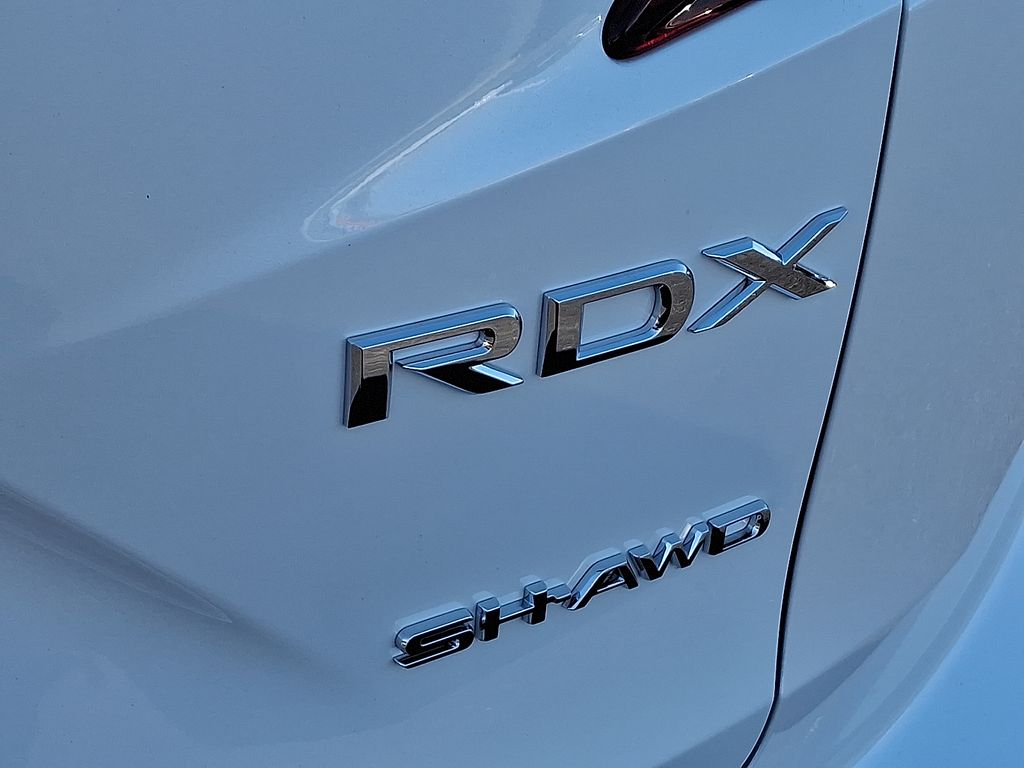 Thumbnail: 2025 Acura RDX - 5