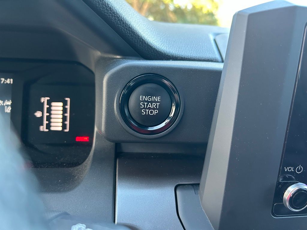 2024 Toyota Tacoma SR5 27
