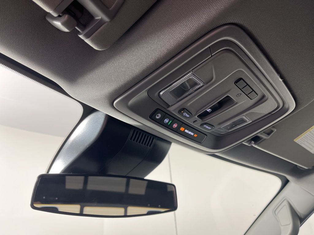 Thumbnail: 2026 Chevrolet Silverado 1500 - 29