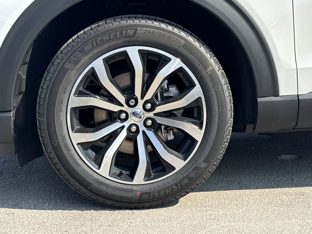 2025 Ford Explorer ST-Line - 8