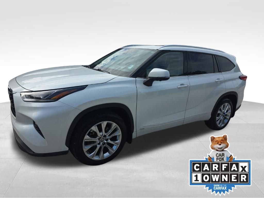 2023 Toyota Highlander Hybrid Limited AWD