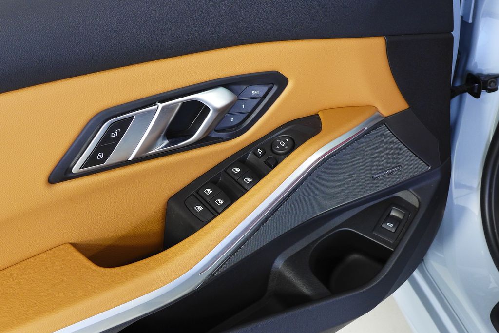 Thumbnail: 2023 BMW 3 Series - 12