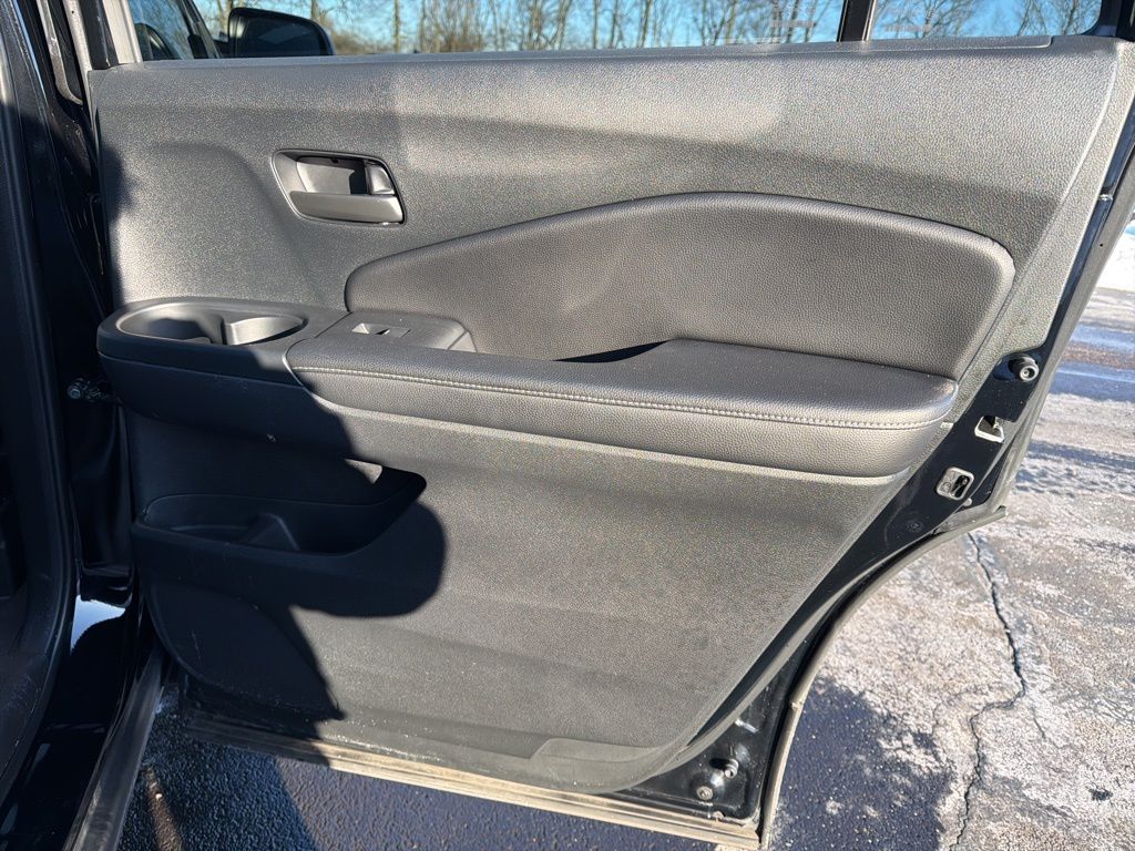 Thumbnail: 2023 Honda Passport - 25