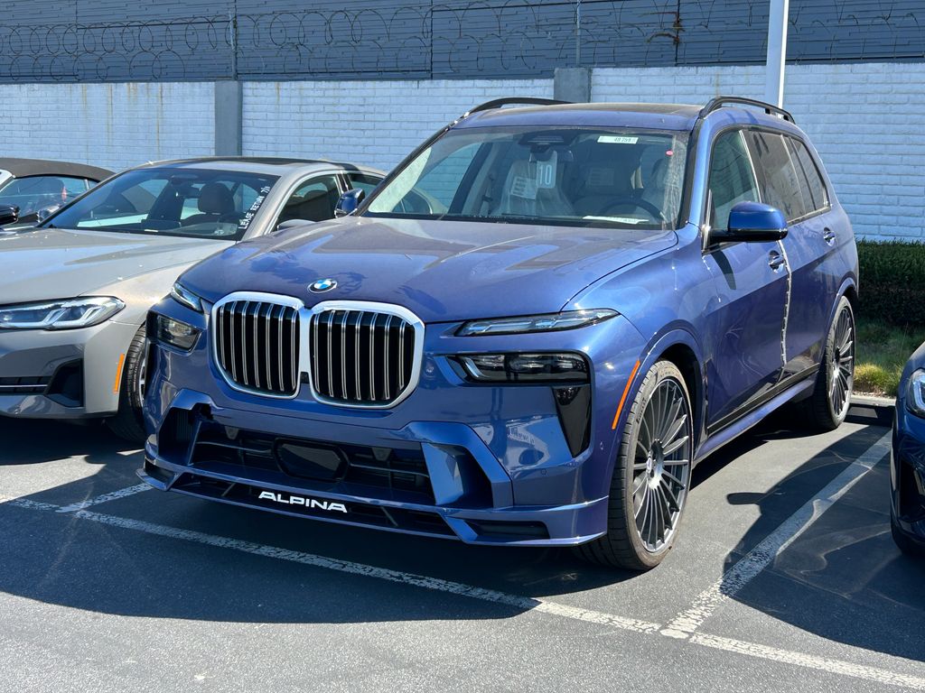 Thumbnail: 2026 BMW X7 - 2