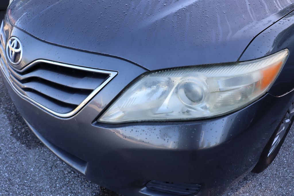 Thumbnail: 2010 Toyota Camry - 3