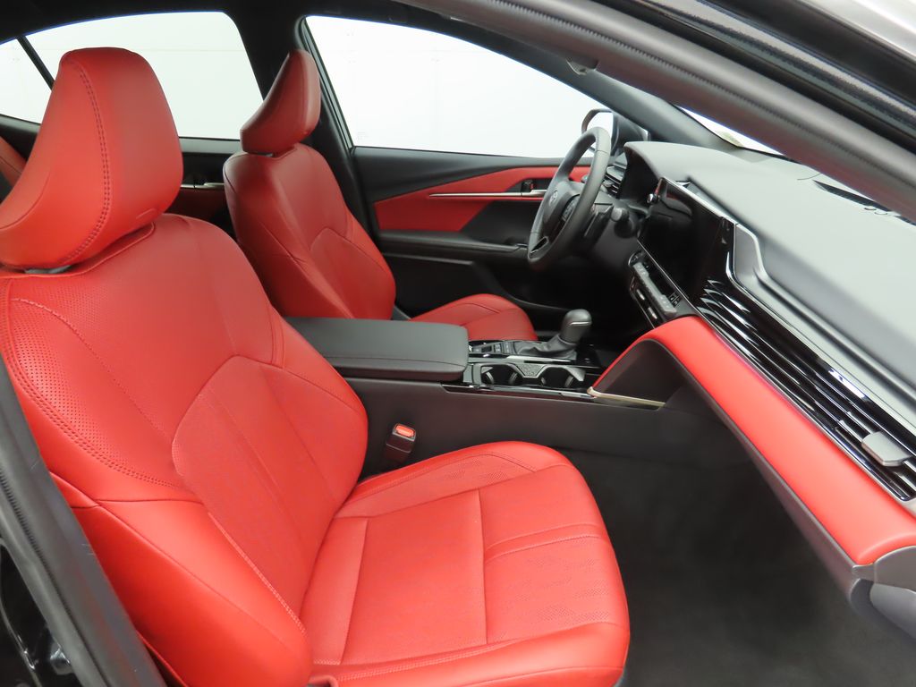 Thumbnail: 2025 Toyota Camry - 19