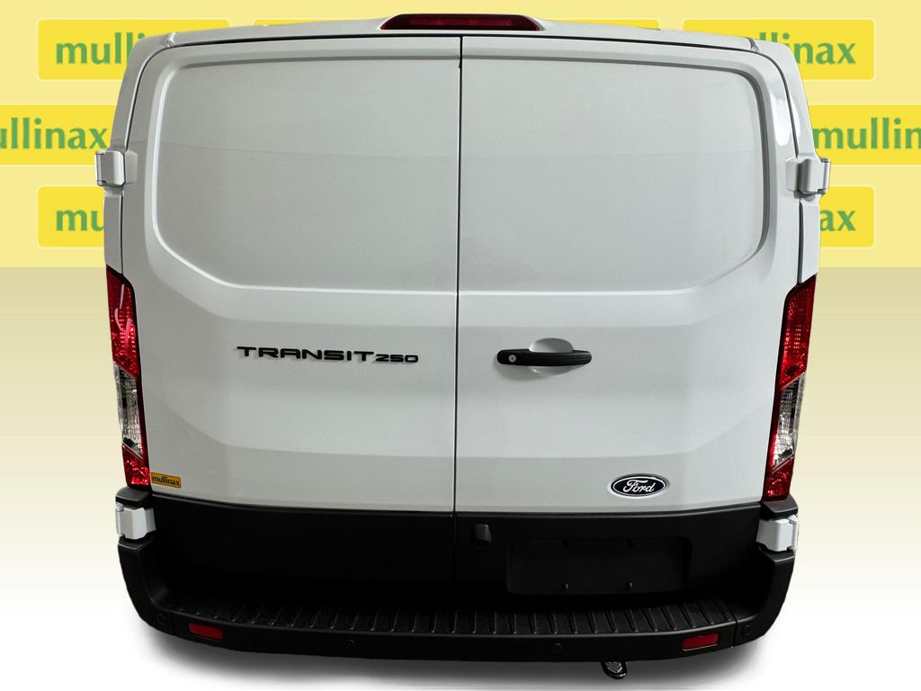 New 2026 White Ford Base image 8