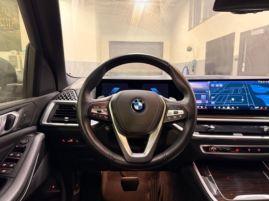 Thumbnail: 2024 BMW X5 - 21