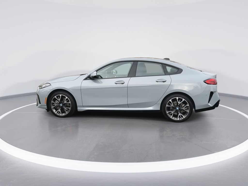 Thumbnail: 2025 BMW 2 Series - 5