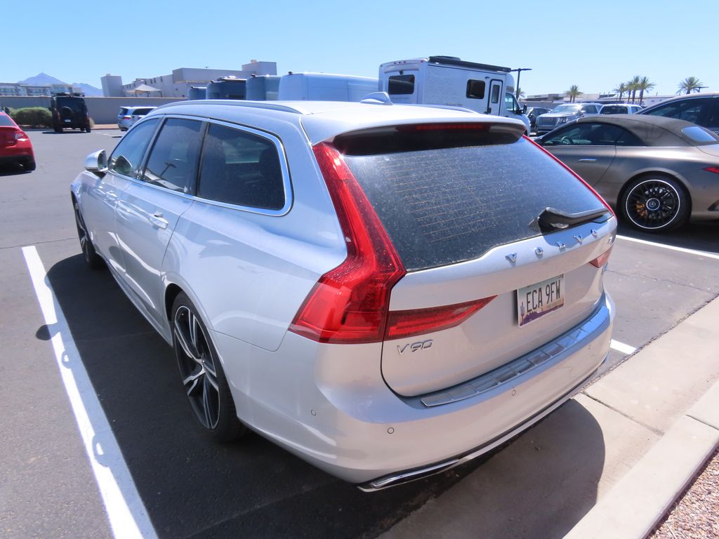 Thumbnail: 2019 Volvo V90 - 4