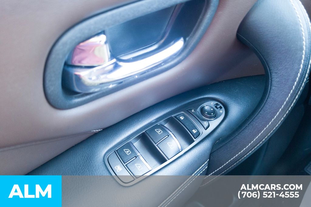 Used 2022 Blue INFINITI Premium Select image 38