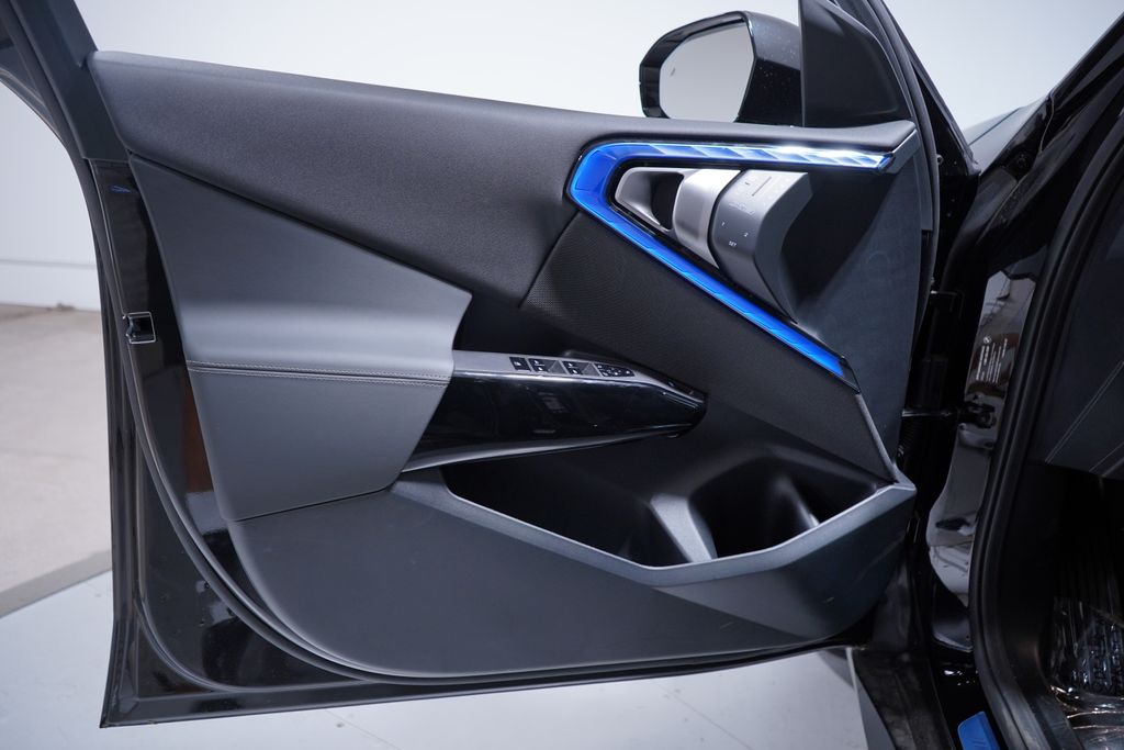 Thumbnail: 2026 BMW X3 - 16